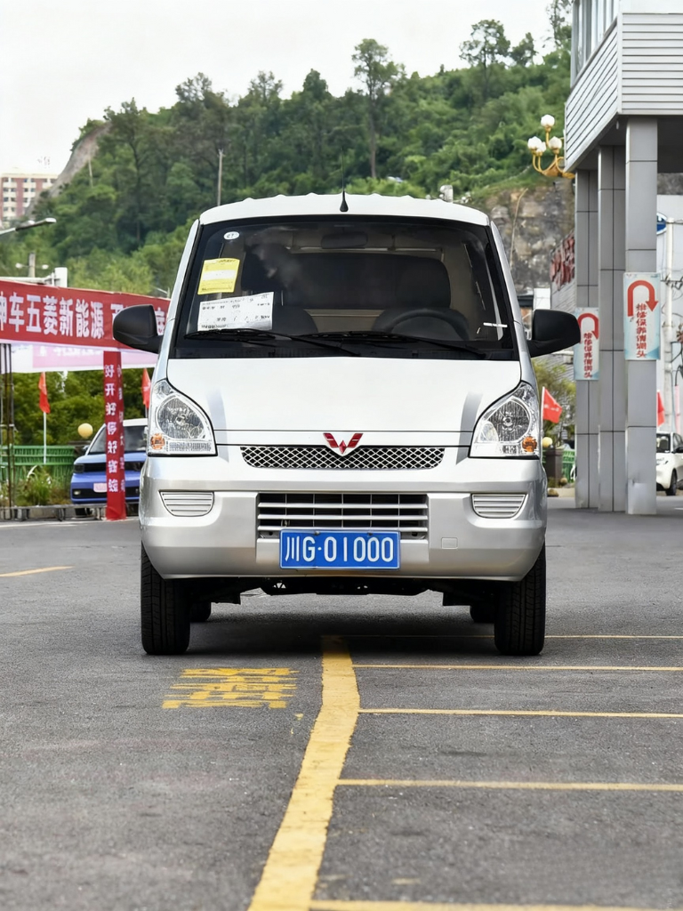 川G·01000 | 这张车牌，才是老板们的「移动身份名片」